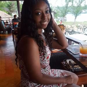 Meet your Posher, Lissa